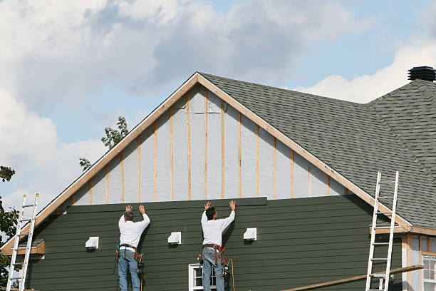 Professional Siding Replacement technician working in Grasonville, MD